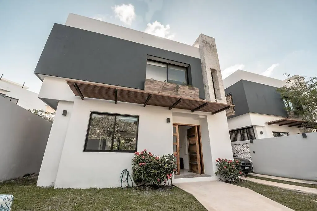 Old Listing - Kaanal Bliss In The Jungle Villa Tulum